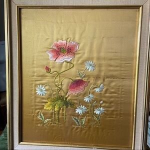 CHINESE silk embroidery of wild poppies and daisies on gold silk. Rare fine art.